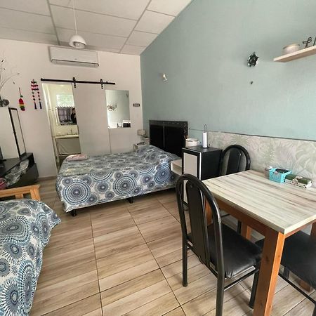 Ezeiza 1 Nuestro Lugar A 15 Minutos Del Aeropuerto Tranfer Opcional Desde Y Al Aeropuerto De Ezeiza Las 24 Horas Pet Friendly Экстерьер фото