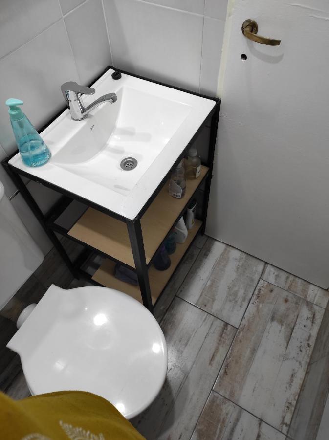 Ezeiza 1 Nuestro Lugar A 15 Minutos Del Aeropuerto Tranfer Opcional Desde Y Al Aeropuerto De Ezeiza Las 24 Horas Pet Friendly Экстерьер фото