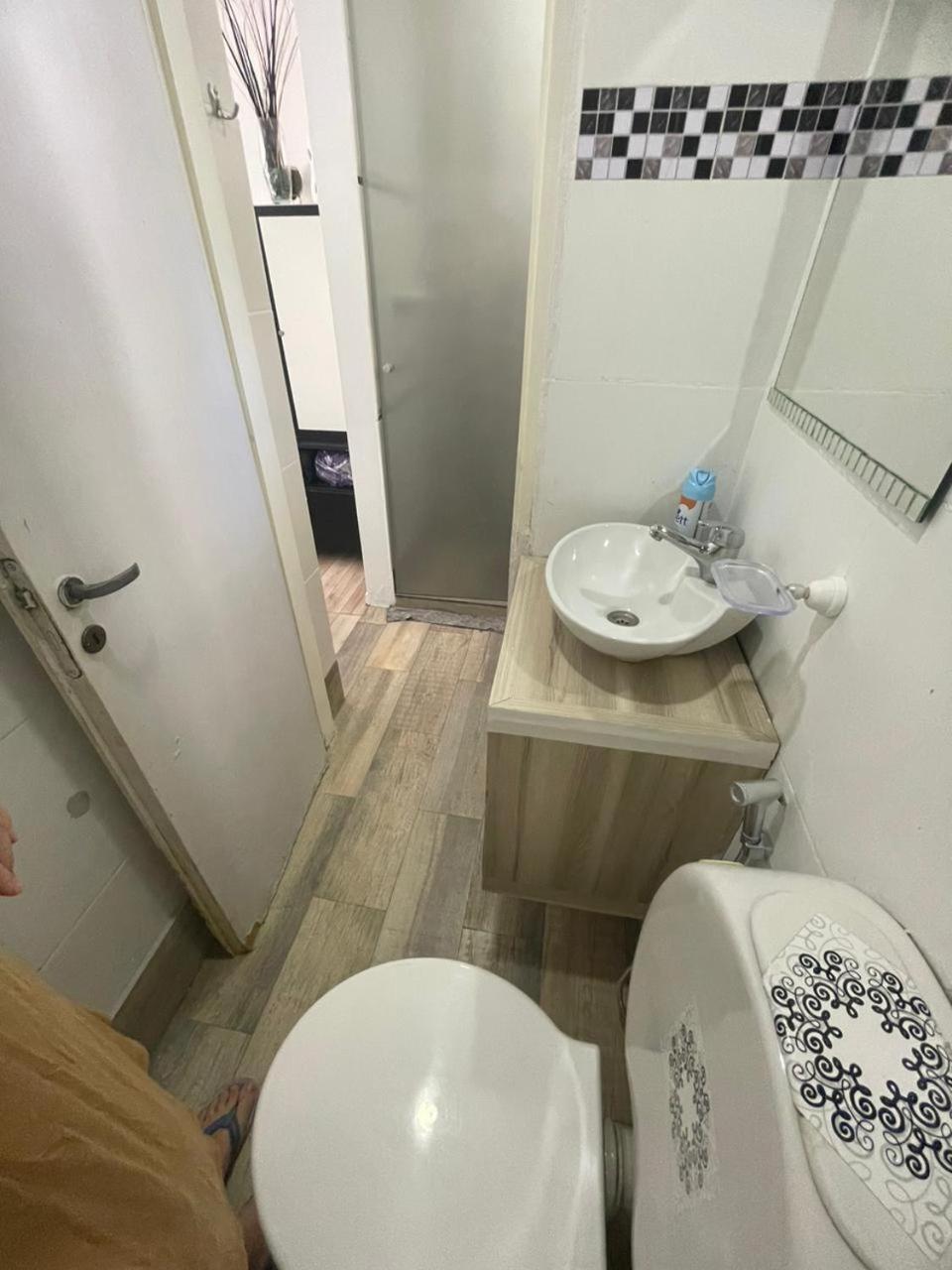 Ezeiza 1 Nuestro Lugar A 15 Minutos Del Aeropuerto Tranfer Opcional Desde Y Al Aeropuerto De Ezeiza Las 24 Horas Pet Friendly Экстерьер фото
